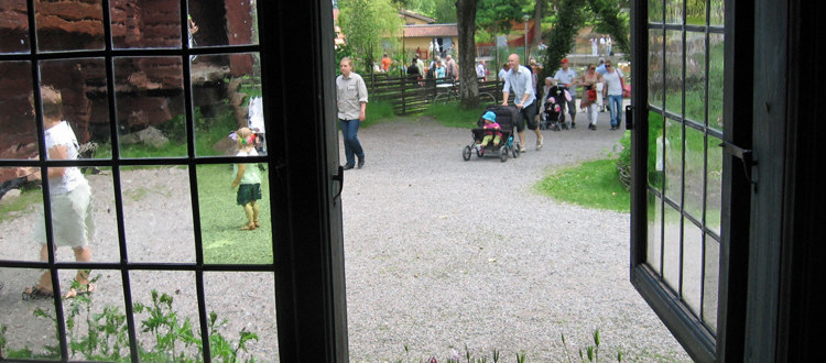 Bild på några av Torekällbergets besökare